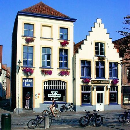 St Christopher'S Inn Hostel At The Bauhaus Bruges Exterior photo